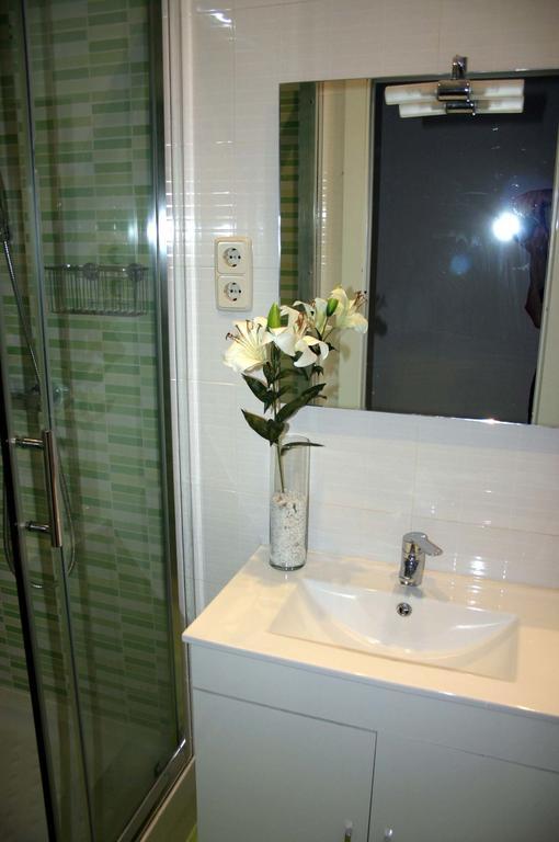 Reina Sofia Acogedor Apartment มาดริด ภายนอก รูปภาพ